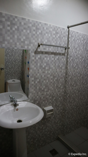 Bathroom 4, Townview Guest House, Larena