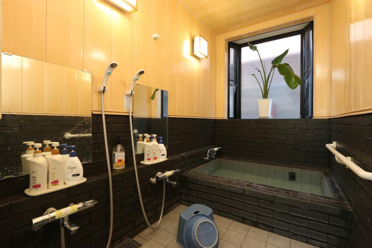Bathroom 4, Pension Green Grass, Kamakura