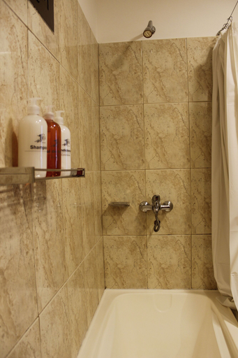Bathroom 4, Flora Apartments, Iguazú