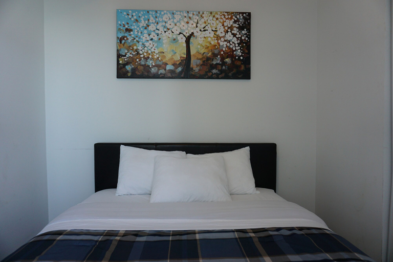 Bedroom 3, Aaira Suites at 1 York St, Toronto