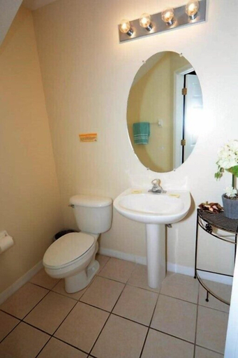 Bathroom 3, 86340 2-story Pristine 4-bed Pool Home W/hot Tub & Balcony, Osceola