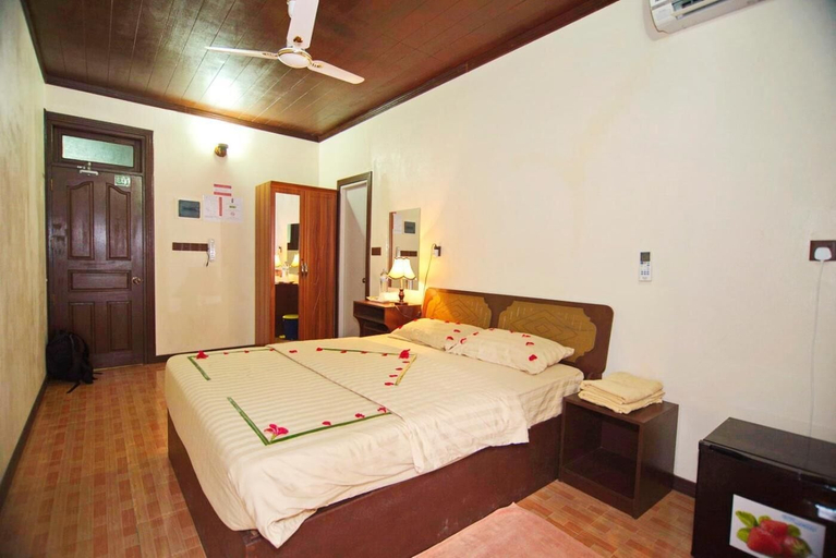 Bedroom 3, Kuri Beach View Inn