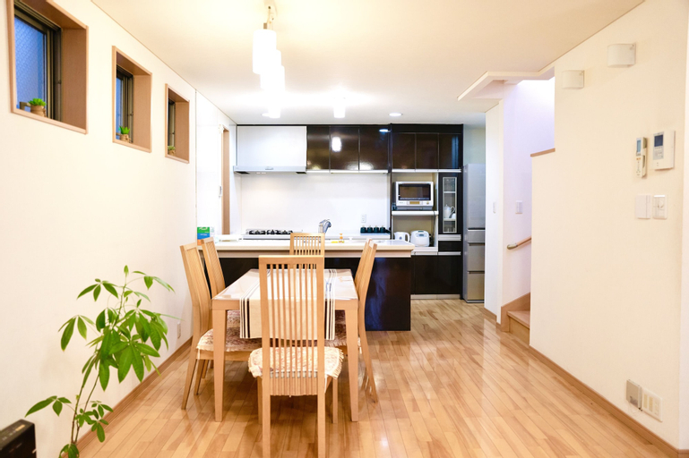 Higashi Shinjuku Modern house, Shinjuku