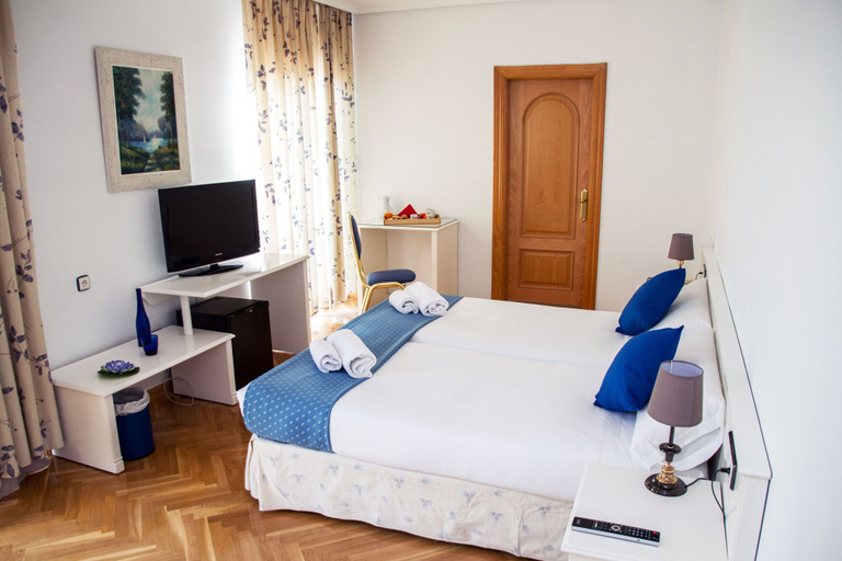 Bedroom 2, Hotel Madrid Parla, Madrid