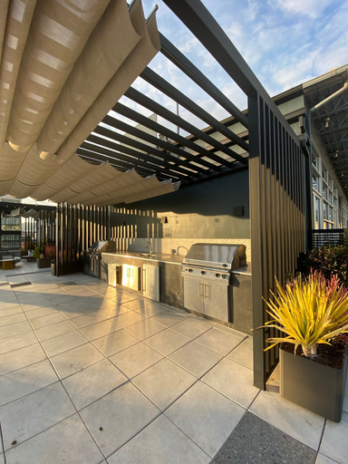 Food & Drinks 4, The Cosmo Lofts, Los Angeles