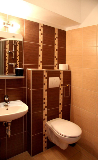 Bathroom 3, Hotel Pansky dum, Plzeň - jih
