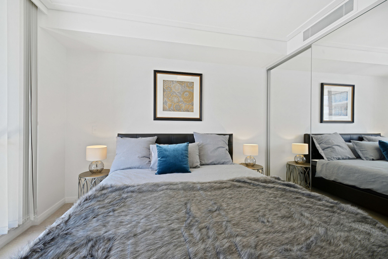 Bedroom 3, Deluxe Retreat in the Centre of Convenience, Sydney
