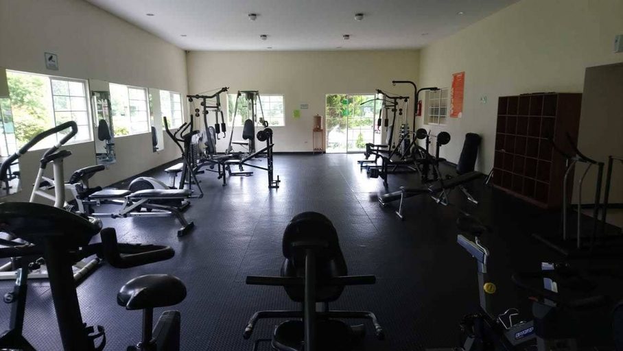 Others 4, Pink House 604, ZONA 17