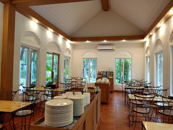Food & Drinks 4, Rommai Greenpark Lampang, Muang Lampang