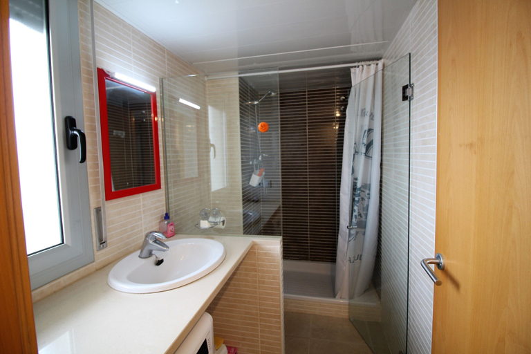 Bathroom, Apartamento 3315- Les Marines Mestral 5-7, Girona