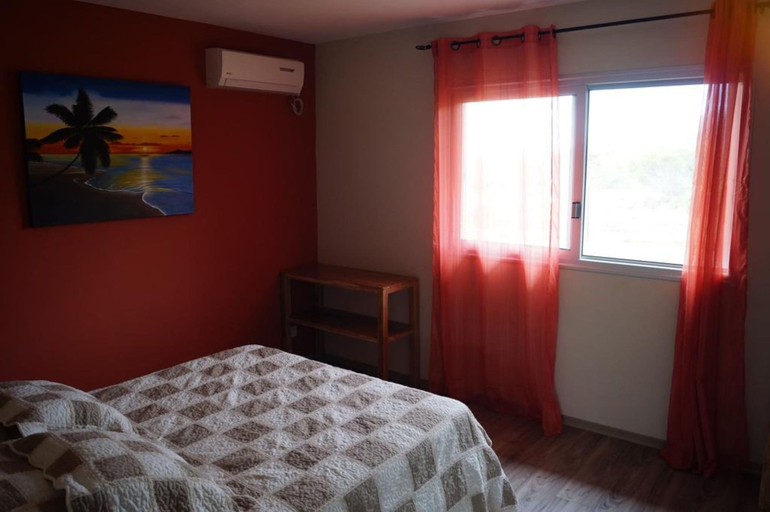 Bedroom 4, Le Gite du Koniambo, Voh