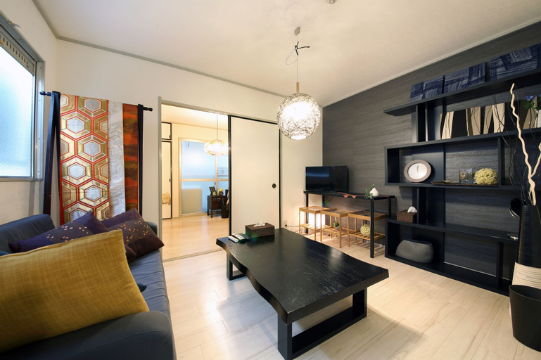 EX Tenjinnomori Apartment 205, Osaka