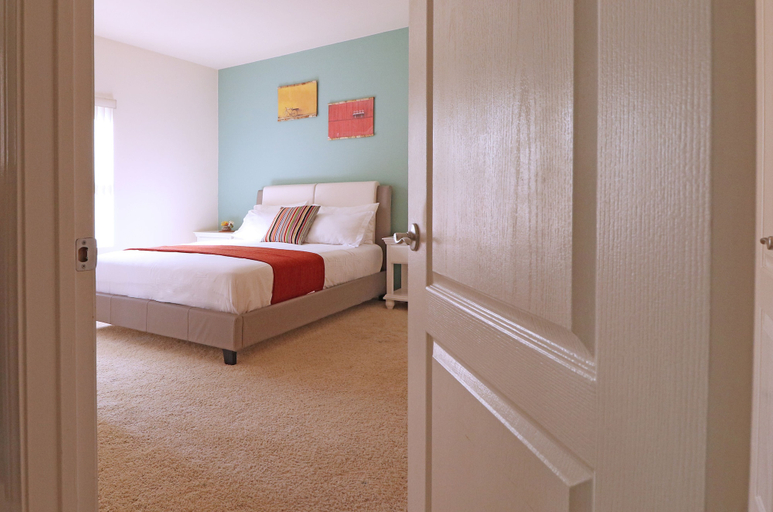 Bedroom 3, LAs Premier Apartments, Los Angeles