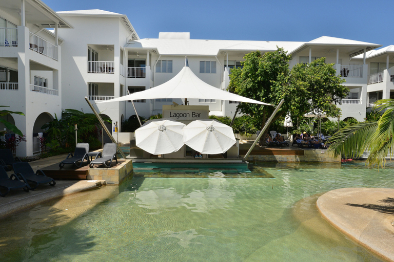 Sport & Beauty 4, Seascape Holidays at Portsea, Douglas