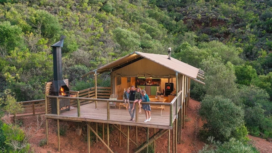 AfriCamps at Pat Busch Mountain Reserve, Cape Winelands