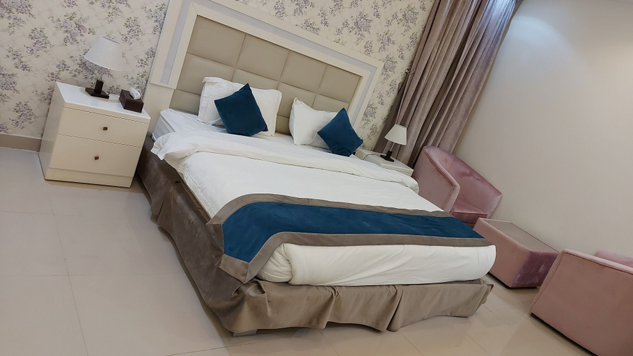Bedroom 3, Aknan Hotel Appartments, Riyadh