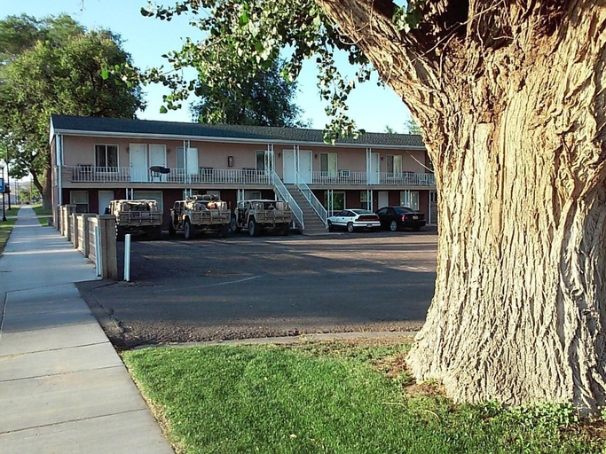 Exterior & Views 4, Gunnison Inn, Sanpete