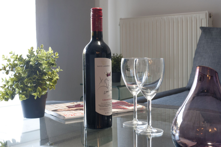 Food & Drinks 5, Glyfada, Modern Minimal Apartment, Attica