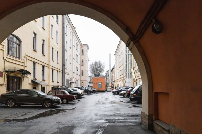 Others 4, City of Rivers Griboedova 9, Sankt-Peterburg gorsovet