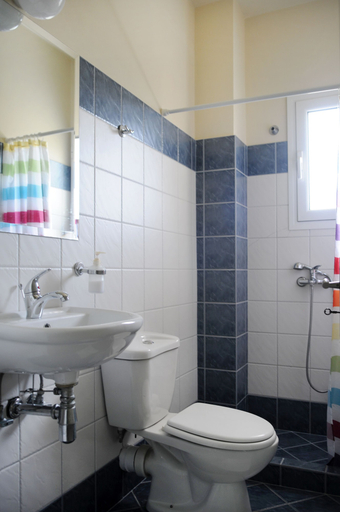 Bathroom 5, Triantafilia Guesthouse, Central Greece