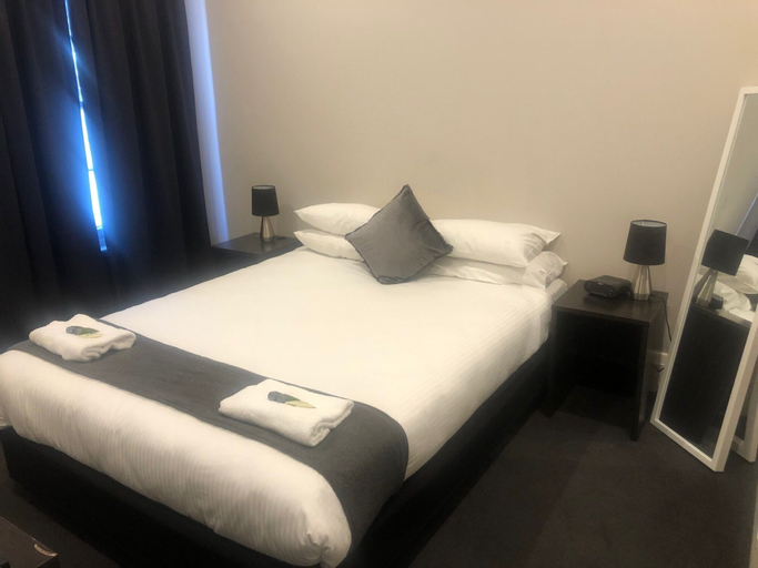 Bedroom 8