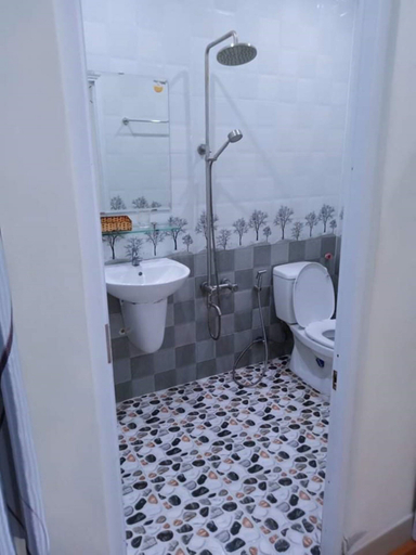 Bathroom, An Binh Hotel, Vũng Tàu