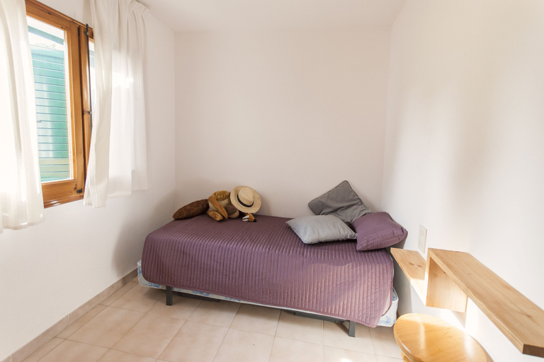 Bedroom 2, Villa Gemma, Girona