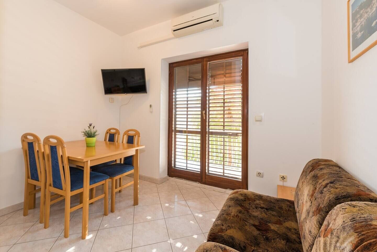 Others 4, Villa Adria, Labin
