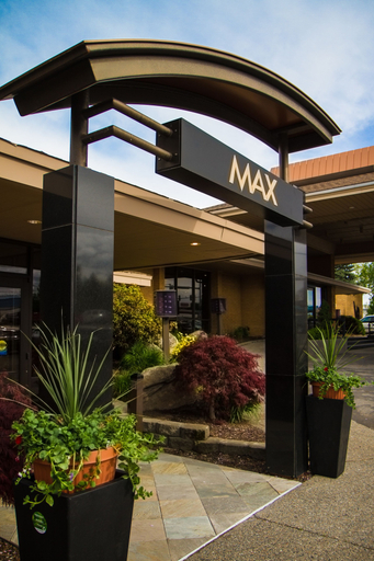 Exterior & Views 2, Mirabeau Park Hotel & Convention Center, Spokane