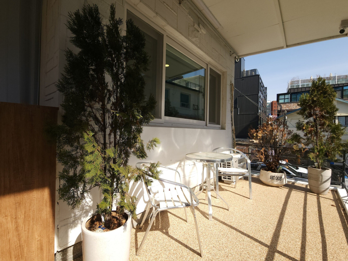 Others 5, OYO Myeongdong 5 Lodge, Jung