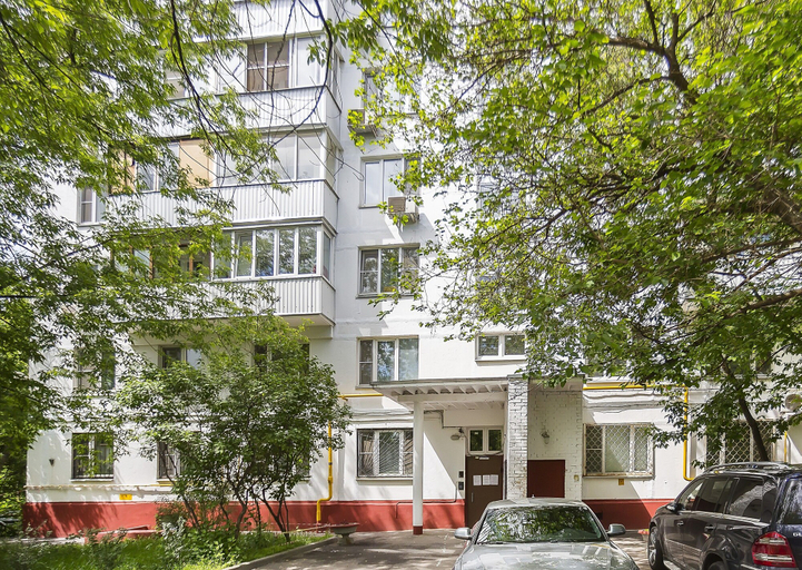 Exterior & Views 2, Apartment on Tryokhgorny Val 3, Katav-Ivanovskiy rayon