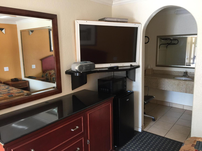 Others 4, Regency Inn and Suites, Houston