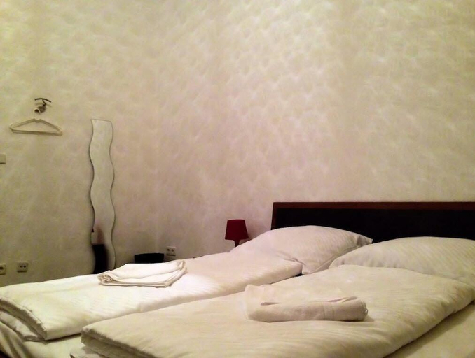 Bedroom 3, Pension 1, Berlin