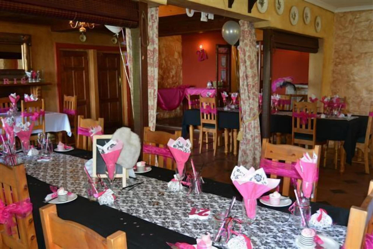 Food & Drinks 4, Old Halliwell Country Inn, Umgungundlovu