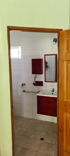 Bathroom 5, Hermosa Paradise, Carrillo