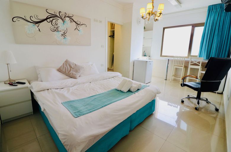Bedroom 3, Jerusalem Center Apartments