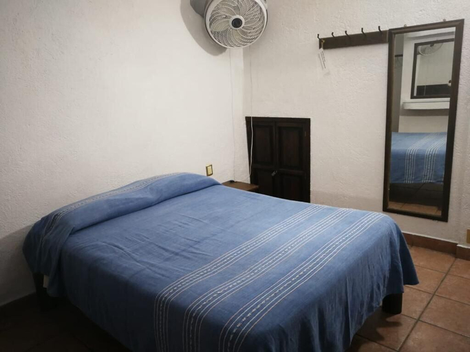 Bedroom 3, Mitla Backpacker, Dist. Tlacolula