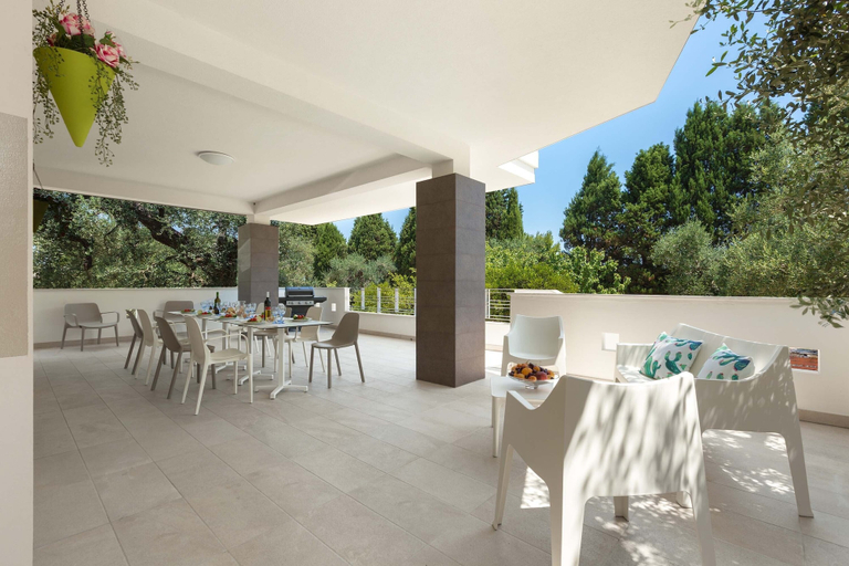 Food & Drinks 4, Villa Gloria, Lecce
