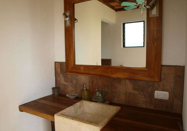 Bathroom 5, Lodge Margouillat, Puntarenas