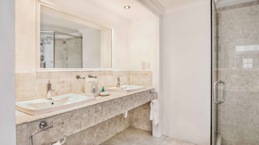 Bathroom 5, Treasure Beach Art Hotel, Barbados, An Autograph Collection All-Inclusive Resort