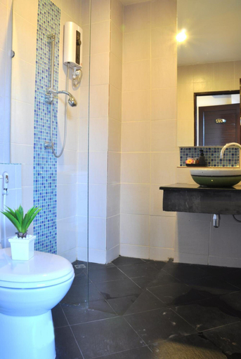 Bathroom 5, Monsane River Kwai Resort, Tha Muang