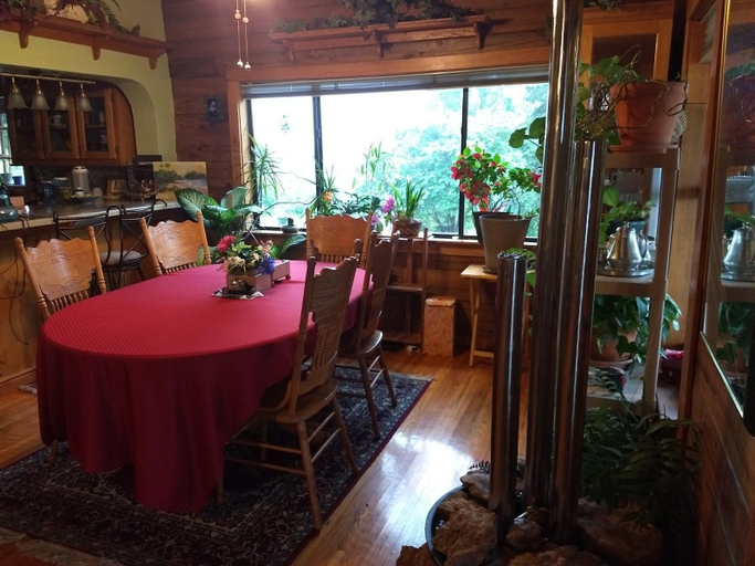Food & Drinks 4, Beaver Lake Heavenly Hideaway B&B, Benton