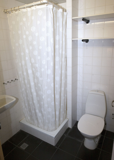 Bathroom, Akranes Guesthouse, Akranes
