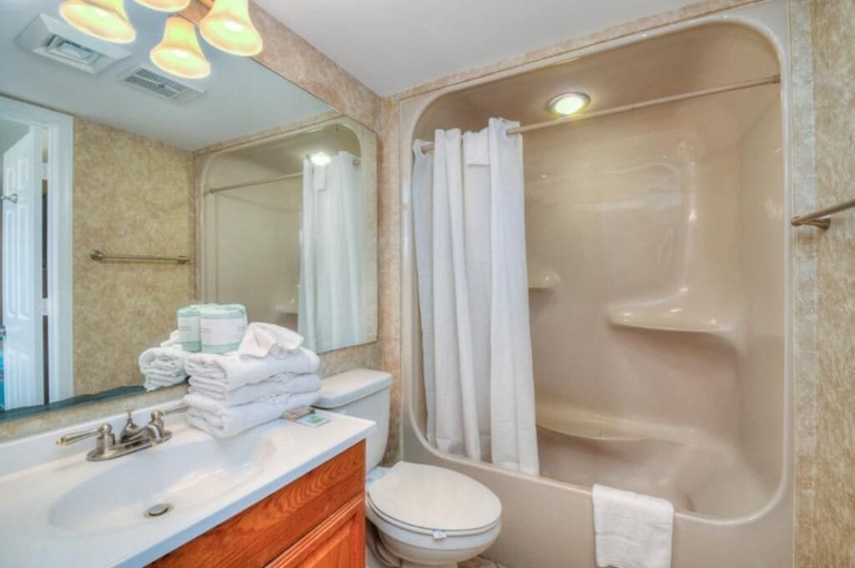 Bathroom 4, Cozy Ocean View Condo! Beach Front Building!, Horry