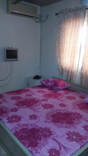 Bedroom 3, Kings Crown Hotel, Alimosho