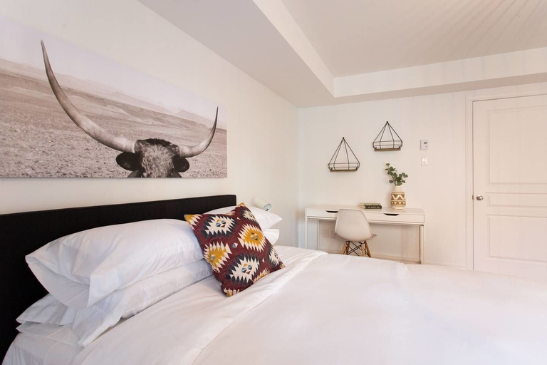 Others 2, Fresh & Styled 2 Bedroom Apt in Mile End, Montréal