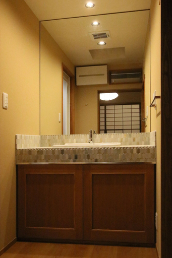 Bathroom 3, Suiren, Kyoto
