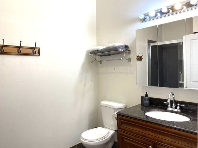 Bathroom, Alina & Fanny - Philadelphia Brandywine, Philadelphia