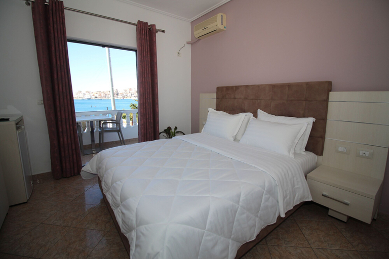 Bedroom 3, Julia Hotel, Sarandës