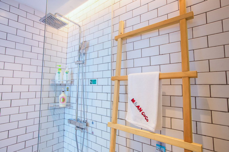 Bathroom 3, Maan Coco Travelling Boutique Inn, Shenzhen